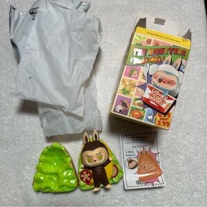 Monsters LABUBU SANDWICH Toy Figure wi